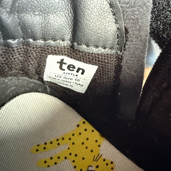 Ten Little Black Vegan Leather Chelsea Boots Toddler Size 10 Toddler Boy or Girl - Picture 8 of 9